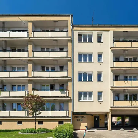 Grochowska Bright With Desk By Renters Apartment Poznan