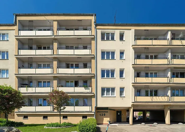 Grochowska Bright With Desk By Renters Daire Poznan